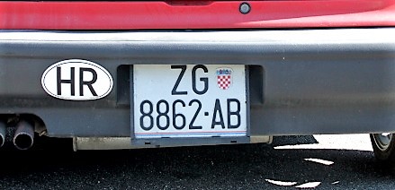 Чи варто брати на роботу “бляхера”? Безкоштовний інструмент рекрутера